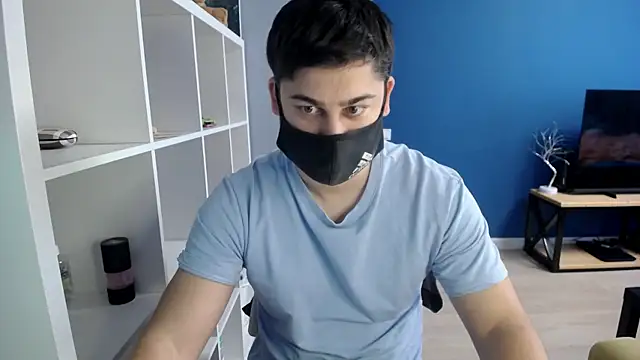 Tomguys online show from March 20, 2025, 8:42 am