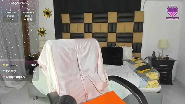 Snapshot of BarbieKano chatting on January 15, 2025, 2:27 am BarbieKano online show from January 15, 2025, 2:27 am