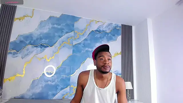 Snapshot of Kylieandjhonny chatting on December 18, 2025, 4:29 am Kylieandjhonny online show from December 18, 2025, 4:29 am