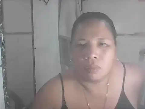 hotwet mama4uxx online show from February 20, 2025, 9:44 am