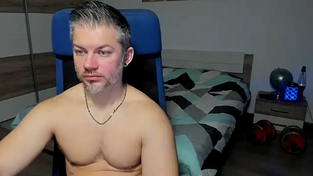 RobbyShawz online show from January 15, 2025, 5:08 am