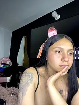 Lorena   online show from September 12, 2025, 4:23 am