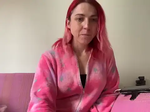 Nikky Divine online show from January 3, 2025, 12:41 pm