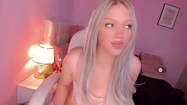 Snapshot of EvaEvangeline chatting on February 3, 2025, 11:31 am EvaEvangeline online show from February 3, 2025, 11:31 am