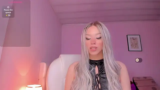 Snapshot of EvaEvangeline chatting on February 14, 2025, 7:59 am EvaEvangeline online show from February 14, 2025, 7:59 am