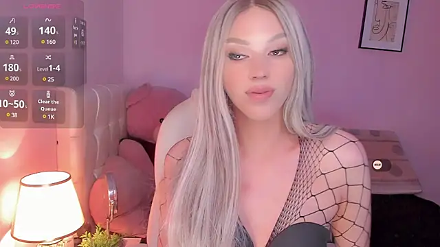 Snapshot of EvaEvangeline chatting on March 4, 2025, 10:46 am EvaEvangeline online show from March 4, 2025, 10:46 am