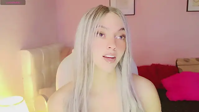 Snapshot of EvaEvangeline chatting on September 20, 2025, 10:05 am EvaEvangeline online show from September 20, 2025, 10:05 am