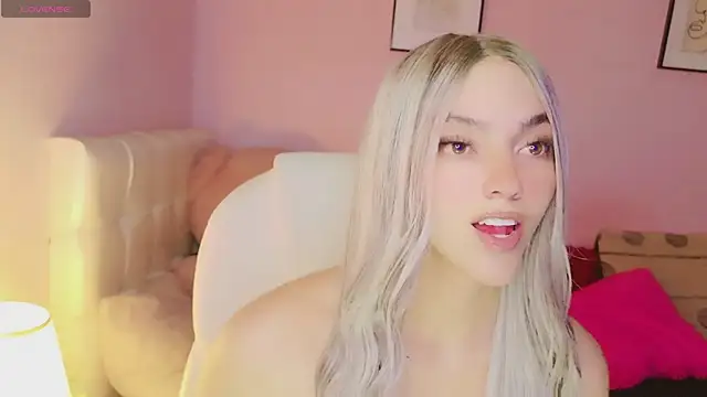 Snapshot of EvaEvangeline chatting on September 23, 2025, 11:13 am EvaEvangeline online show from September 23, 2025, 11:13 am
