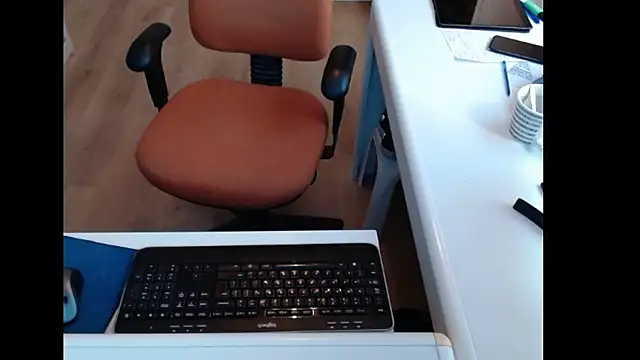 dutchpornking online show from November 8, 2025, 8:47 am