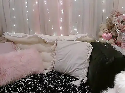 OhmyPinay online show from September 15, 2025, 1:11 pm