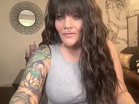 Snapshot of Xoxobigbooty chatting on December 18, 2024, 9:08 pm Xoxobigbooty online show from December 18, 2024, 9:08 pm