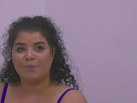 BustyMadison online show from November 3, 2025, 2:07 pm