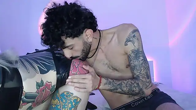 Snapshot of Sophia_Sapphire chatting on January 19, 2025, 10:39 pm Sophia Sapphire online show from January 19, 2025, 10:39 pm