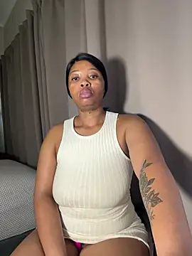 cherrybabe76 online show from February 9, 2025, 3:01 pm