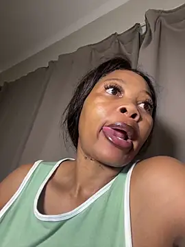 cherrybabe76 online show from March 19, 2025, 8:54 pm