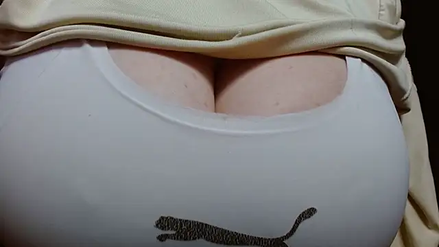 AnnyelinnaLove online show from December 28, 2024, 10:13 pm