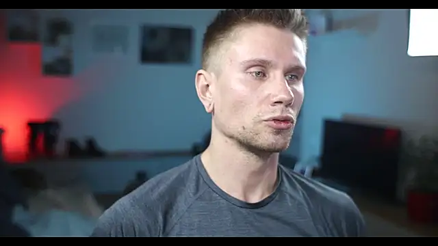 Snapshot of kevin-park chatting on December 3, 2024, 4:28 pm kevin-park online show from December 3, 2024, 4:28 pm