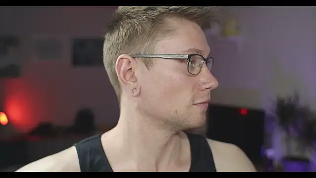 Snapshot of kevin-park chatting on December 22, 2024, 6:37 pm kevin-park online show from December 22, 2024, 6:37 pm