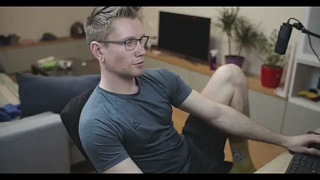 Snapshot of kevin-park chatting on December 23, 2024, 2:28 pm kevin-park online show from December 23, 2024, 2:28 pm