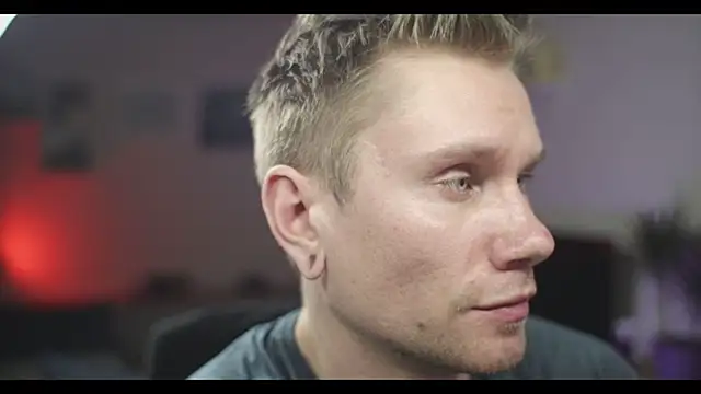 Snapshot of kevin-park chatting on December 23, 2024, 5:54 pm kevin-park online show from December 23, 2024, 5:54 pm