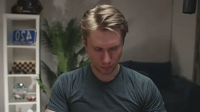 Snapshot of kevin-park chatting on March 18, 2025, 5:53 pm kevin-park online show from March 18, 2025, 5:53 pm