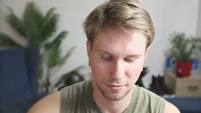 Snapshot of kevin-park chatting on December 3, 2025, 5:22 pm kevin-park online show from December 3, 2025, 5:22 pm