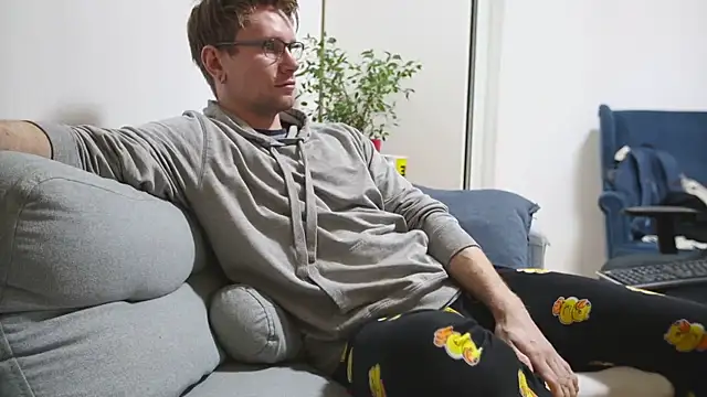 Snapshot of kevin-park chatting on December 15, 2025, 7:23 am kevin-park online show from December 15, 2025, 7:23 am