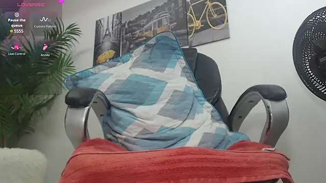 Snapshot of oso_dirty_ chatting on March 1, 2025, 8:42 pm oso dirty online show from March 1, 2025, 8:42 pm