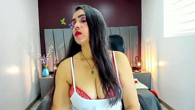 Snapshot of moxa_hot chatting on September 15, 2025, 3:34 pm moxa hot online show from September 15, 2025, 3:34 pm