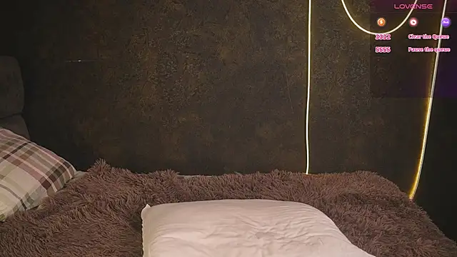 Snapshot of LinoAdaro chatting on November 21, 2025, 4:44 am LinoAdaro online show from November 21, 2025, 4:44 am