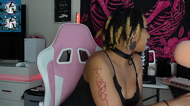 goddessxdreaxo online show from December 3, 2025, 6:39 pm