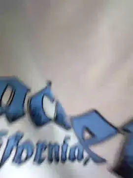 xxyourfantasyxx online show from September 12, 2025, 10:54 pm