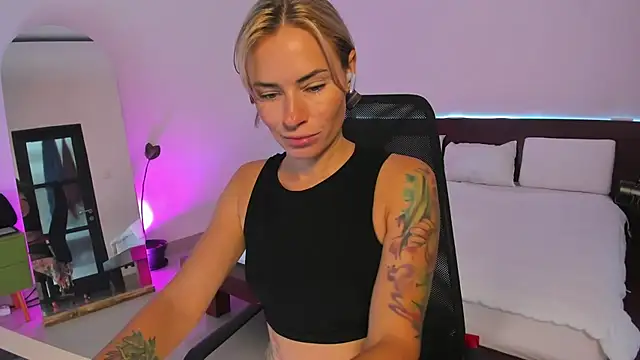 holy khloe online show from February 13, 2025, 2:23 am