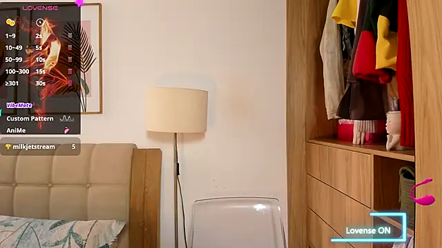 Snapshot of Ash_milk chatting on December 3, 2025, 1:42 pm Ash milk online show from December 3, 2025, 1:42 pm