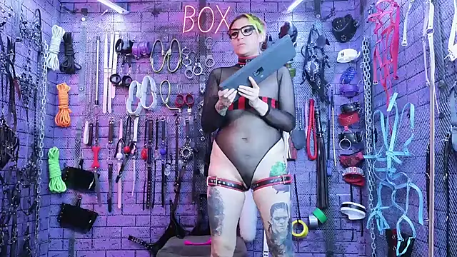 Snapshot of PANDORANEZZ chatting on February 6, 2025, 12:43 am PANDORANEZZ online show from February 6, 2025, 12:43 am