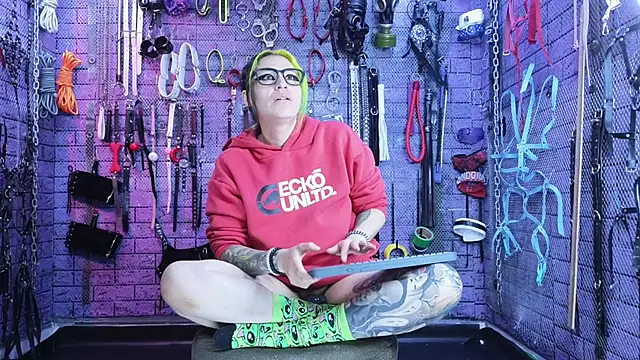 Snapshot of PANDORANEZZ chatting on February 15, 2025, 1:53 am PANDORANEZZ online show from February 15, 2025, 1:53 am