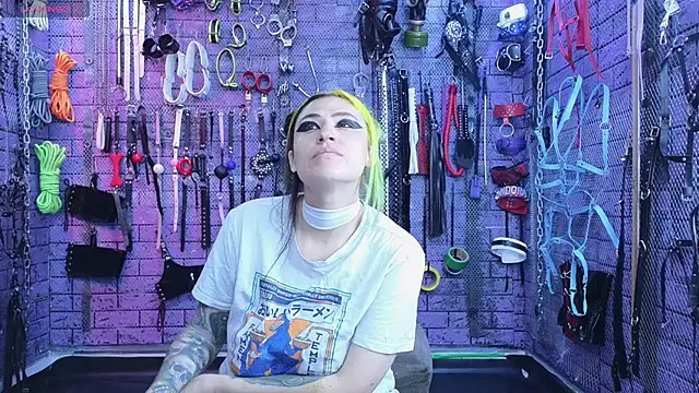 Snapshot of PANDORANEZZ chatting on February 20, 2025, 4:50 am PANDORANEZZ online show from February 20, 2025, 4:50 am