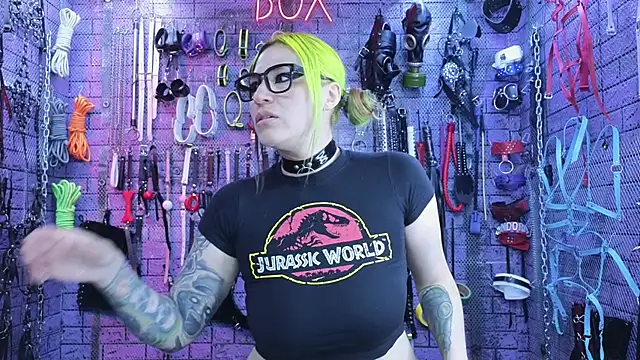 Snapshot of PANDORANEZZ chatting on February 21, 2025, 3:45 am PANDORANEZZ online show from February 21, 2025, 3:45 am