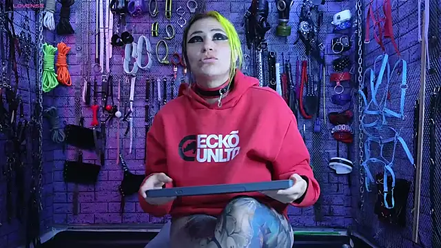 Snapshot of PANDORANEZZ chatting on February 26, 2025, 2:48 am PANDORANEZZ online show from February 26, 2025, 2:48 am