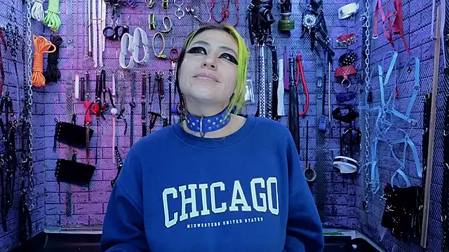 Snapshot of PANDORANEZZ chatting on March 18, 2025, 9:10 pm PANDORANEZZ online show from March 18, 2025, 9:10 pm