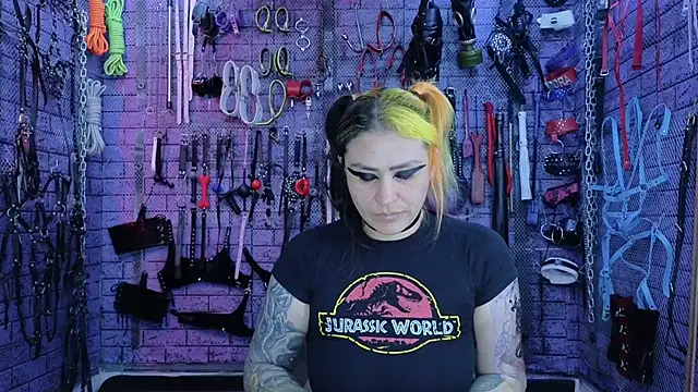 Snapshot of PANDORANEZZ chatting on October 2, 2025, 6:53 am PANDORANEZZ online show from October 2, 2025, 6:53 am