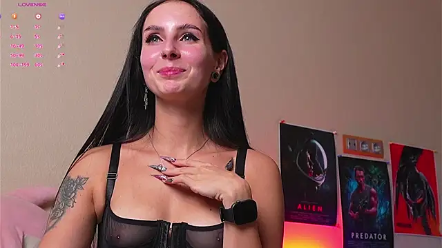 Snapshot of YaraAveiri chatting on November 29, 2025, 9:34 am YaraAveiri online show from November 29, 2025, 9:34 am