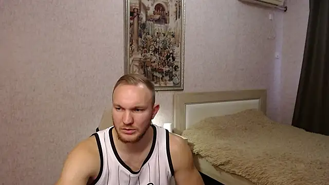 Snapshot of Toress1 chatting on November 23, 2025, 11:43 am Toress1 online show from November 23, 2025, 11:43 am