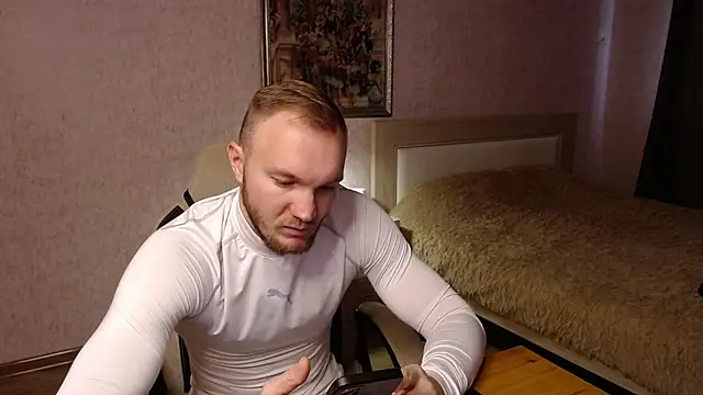 Snapshot of Toress1 chatting on November 24, 2025, 10:04 am Toress1 online show from November 24, 2025, 10:04 am