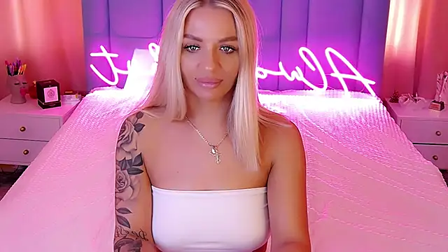 AllwaysHotJ online show from December 20, 2024, 6:19 am