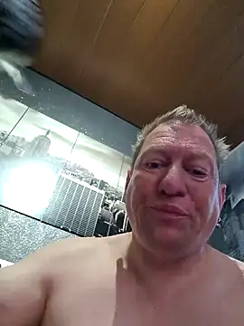 Snapshot of tomtom111111 chatting on December 5, 2024, 2:55 pm tomtom111111 online show from December 5, 2024, 2:55 pm