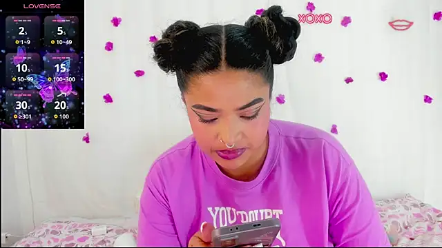 Snapshot of moana_taylor chatting on November 25, 2025, 9:31 am moana taylor online show from November 25, 2025, 9:31 am