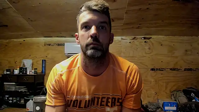 Snapshot of Kenny_Kyle chatting on February 28, 2025, 1:58 am Kenny Kyle online show from February 28, 2025, 1:58 am