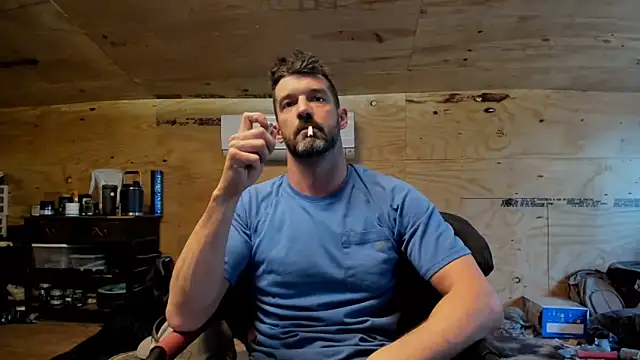 Snapshot of Kenny_Kyle chatting on March 4, 2025, 10:27 pm Kenny Kyle online show from March 4, 2025, 10:27 pm