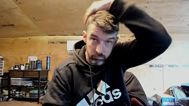 Snapshot of Kenny_Kyle chatting on March 5, 2025, 8:53 pm Kenny Kyle online show from March 5, 2025, 8:53 pm